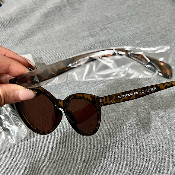SAINT OWEN X CURATEUR WYDLE Tortoise Shell Sunglasses - Picture 6 of 8